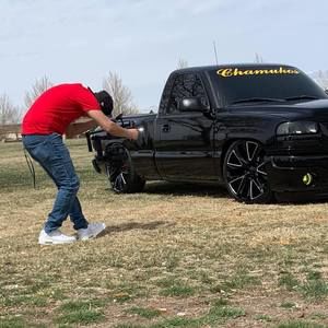 Meet your Posher, Victor